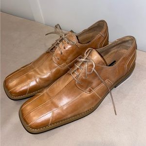New Stacy Adams Men’s size 12 tan lace up dress shoes